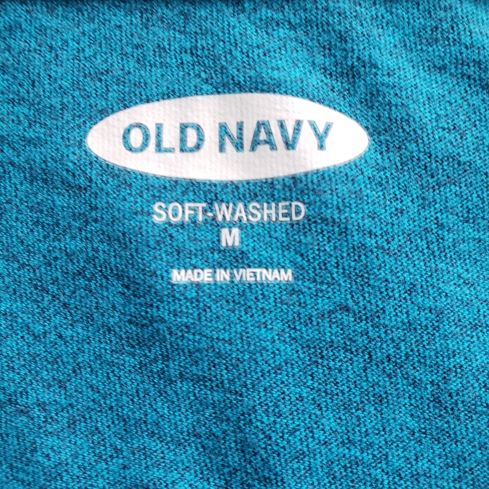 Old navy long sleeve NWOT - Picture 4 of 4